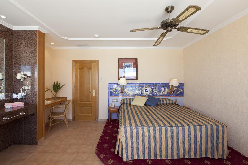 Playavera 4*