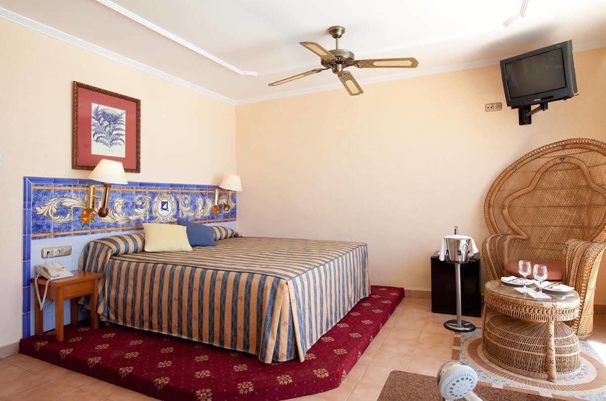 Playavera Hotel